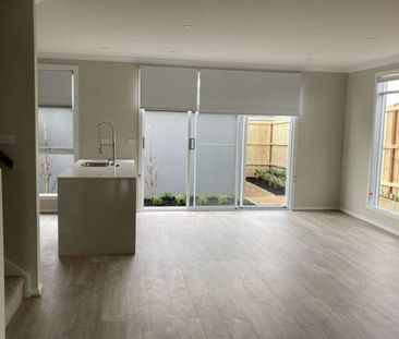 13B Townley Boulevard, Werribee VIC 3030 - Photo 3