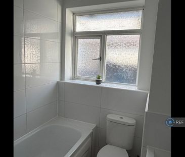 3 bedroom bungalow to rent - Photo 5