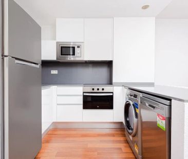 Piso de alquiler en De la Ermita de Santa Ana, 14, Centro - Photo 2