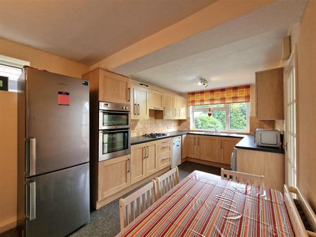 Bursdon Close, LE3, Leicester - Photo 3