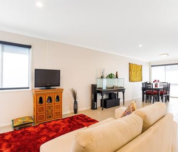 Walk to the CBD! - Photo 1