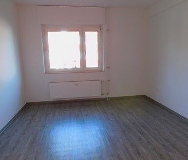 Großzügige 2 Zimmer Wohnung mit Wohnküche inkl. Einbauküche ! - Photo 4