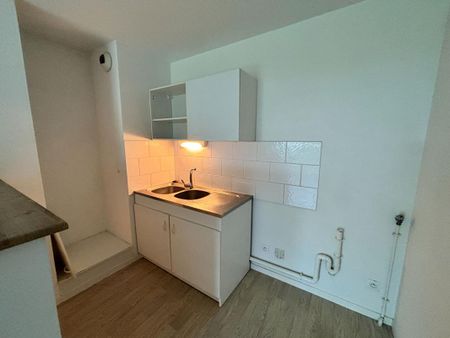 Location Appartement 3 pièces 60m² TREGUEUX 22950 - Photo 3