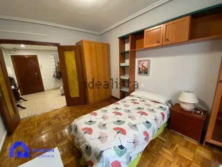 Alquiler de piso en Calle Pérez de la Sala - Foto 5