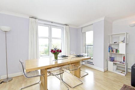2 bedroom flat to rent - Photo 2