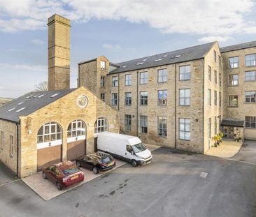 2 bedroom Flat To Let - Photo 2