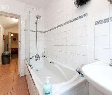 3 bedroom terraced house to rent - Photo 6