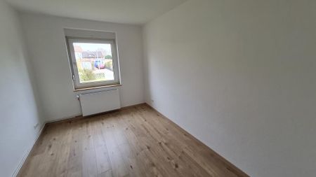3-Zimmer-Wohnung in Diepholz im Erdgeschoss mit Balkon und Laminat. - Photo 3