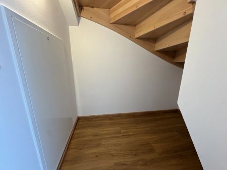 Dachgeschossausbau mit Terrasse & Klimaanlage - Erstbezug - Photo 3