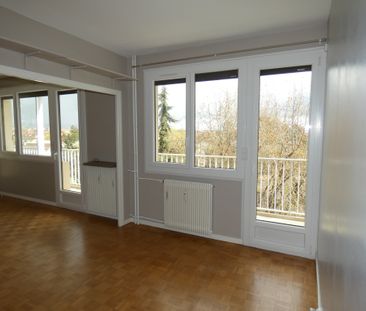 Location Appartement 4 pièces 76m² BEAUNE 21200 - Photo 2