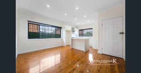 Great Location - Photo 2