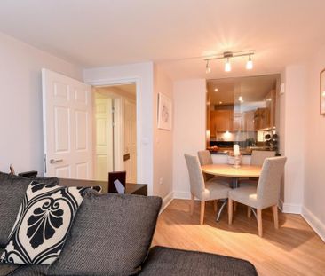 1 bedroom flat to rent - Photo 2