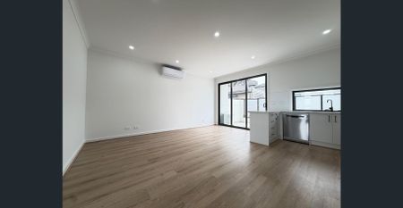 $580 P/W BRAND NEW TOWNHOUSE - Photo 5