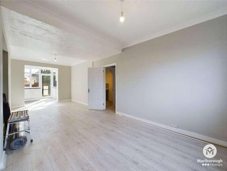 Becontree Avenue, Dagenham, RM8 - Photo 5