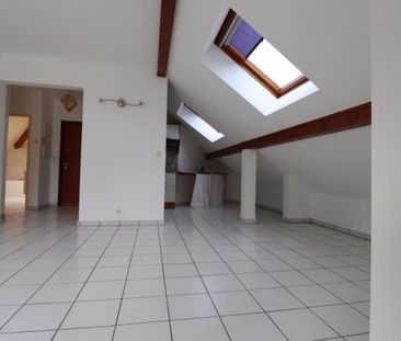 Location Appartement P2 en attique Thoiry - Photo 2