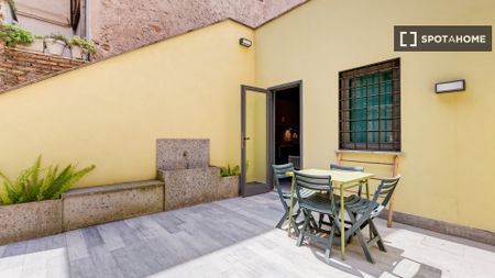 rome, Lazio 00176 - Photo 4