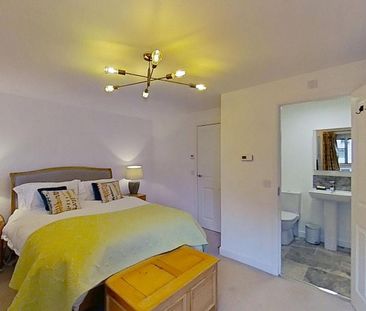 3 bedroom terraced house to rent - Photo 5