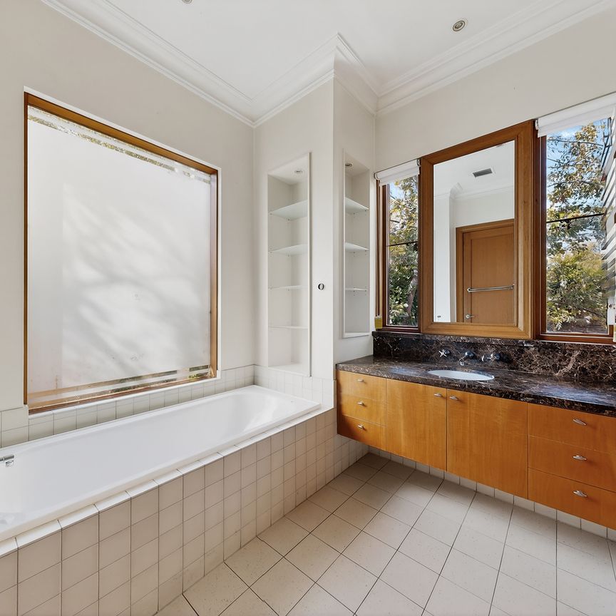 92 Balaclava Road, Caulfield North VIC 3161 - House For Rent | Domain - Photo 1