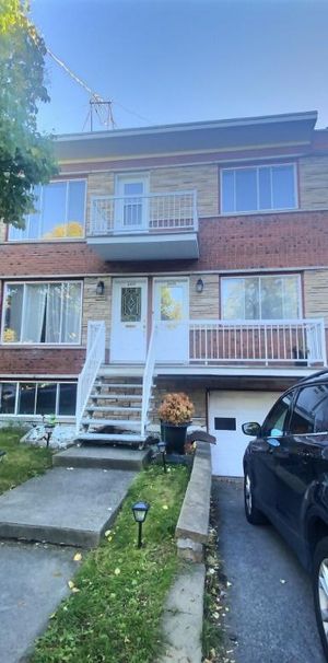 Mercier-Hochelaga beaux 5 1/2 avec électroménagers- 3 chambres à couchers 2e étage - Photo 1