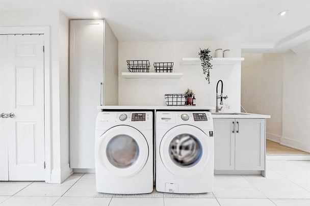 For Lease - 2 Pannahill Road Unit# Room 2, Toronto, Ontario - Photo 1