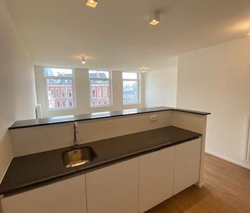 Appartement te huur in Liège voor € 825 met 1 slaapkamer - Photo 3