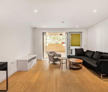 3 bedroom maisonette to rent - Photo 1