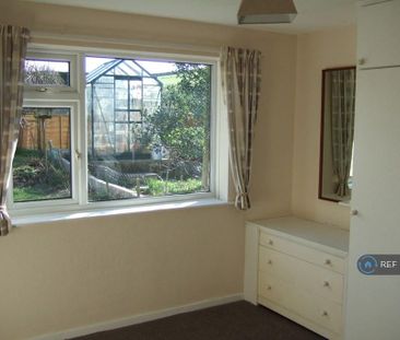 2 bedroom bungalow to rent - Photo 5