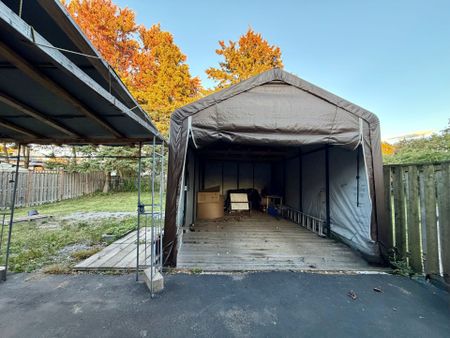 For Lease - 15 Hutcherson Square, Toronto, Ontario - Photo 5
