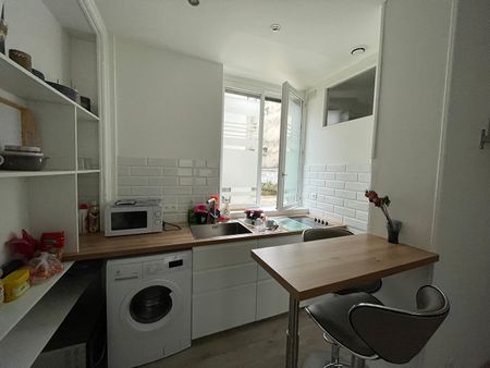 Location Appartement 2 pièces 31m² - Photo 3