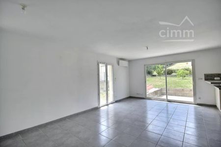Maison F3 de 76,42m² VILLENEUVE-DE-BERG - Photo 2