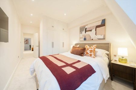 Cadogan Square, Chelsea, SW1X - Photo 3