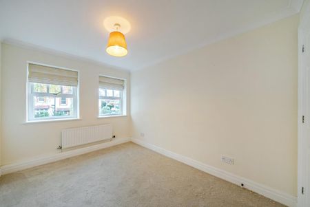 Belvedere Grove, Wimbledon SW19 - Photo 4