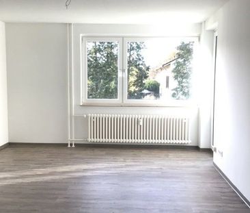 Großzügige und helle 3 Zimmer-Wohnung mit Balkon - Foto 1