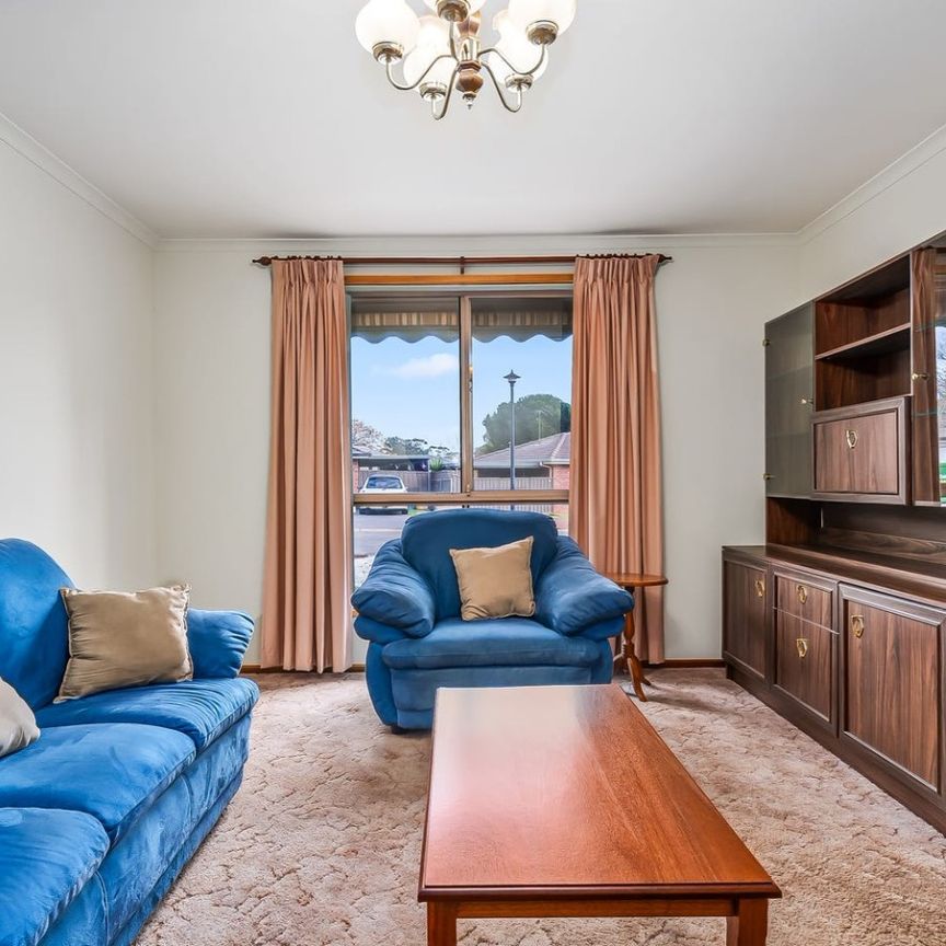 12 Heathcott Court - Photo 1