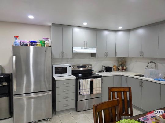 For Lease - 3 Heathbrook Avenue, Brampton, Ontario - Photo 1