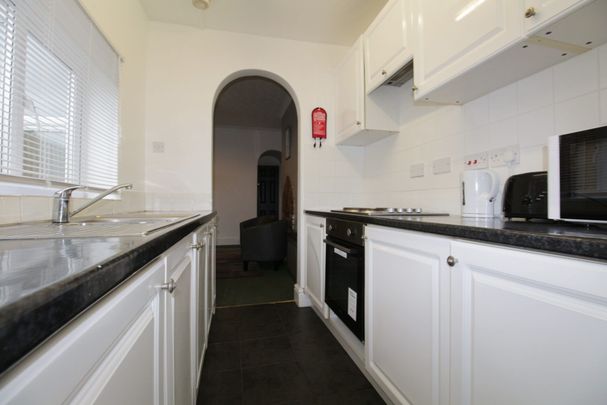 17 Foss Bank, Lincoln, Lincolnshire, LN1 1TA - Photo 1