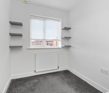 Thelwall Lane, Warrington - Photo 3