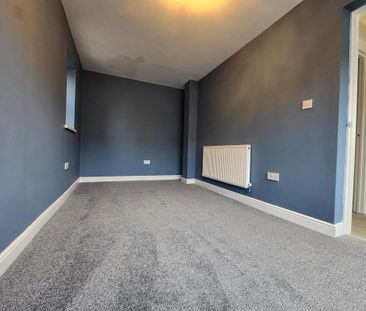 3 bedroom detached house to rent - Photo 4