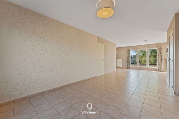 Energiezuinig appartement met 2 slpks en ruim terras te Hasselt! - Photo 1