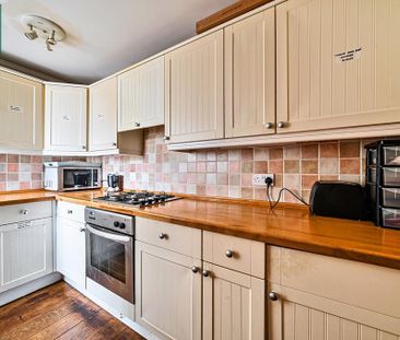 2 bedroom detached house to rent - Photo 3