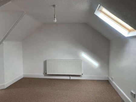 Canterbury Street, Gillingham, ME7 - Photo 5