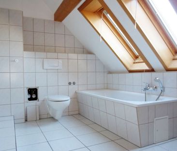 ++ Exklusiv ++ Wohnen im sanierten Altbau mit Aufzug und Einbauküche - Foto 1
