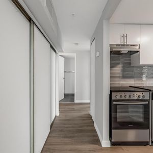 807 - 1951 Maisonneuve Boulevard East, Montréal - Photo 2