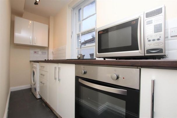 1 bedroom flat to rent - Photo 1