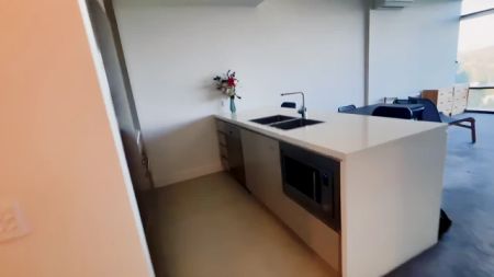 1 bed 1 bath - Photo 5