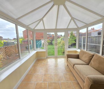 Price £1,000 pcm - Available Now - Unfurnished - Photo 3