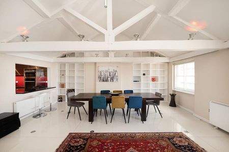 3 bedroom flat to rent - Photo 4