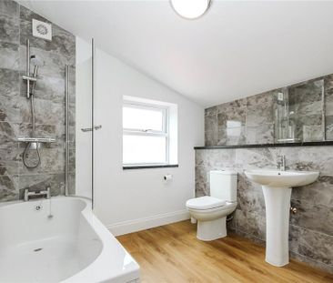 5 bedroom terraced house to rent - Photo 4