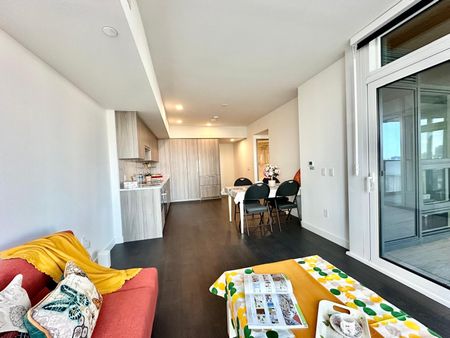 For Lease - 1 Concord Cityplace Way Unit# 1010, Toronto, Ontario - Photo 3