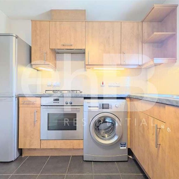 Lee Meadowe, Chase Meadow, Warwick, CV34 - Photo 1